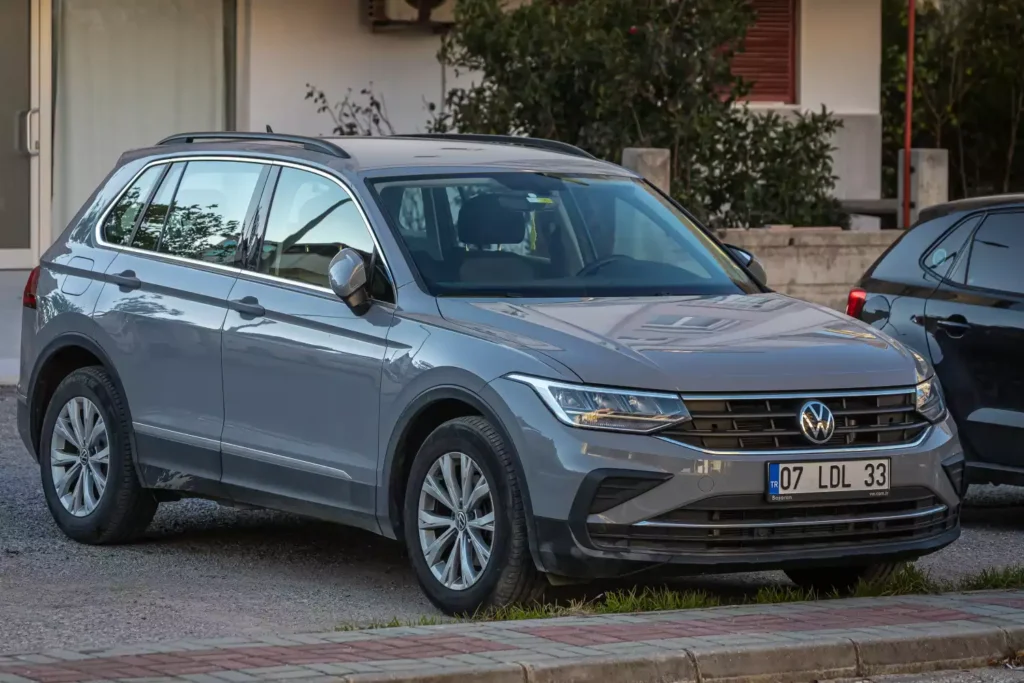 Volkswagen Tiguan Organizer for Road Trip